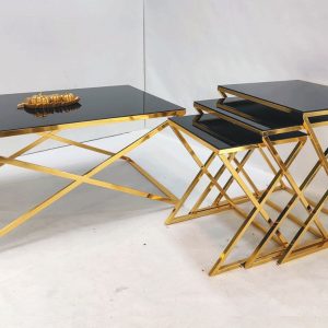 Alternative view of طاولة رقم 700