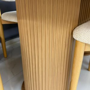 Alternative view of طاولة طعام مودرين