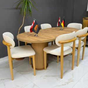 طاولة طعام مودرين